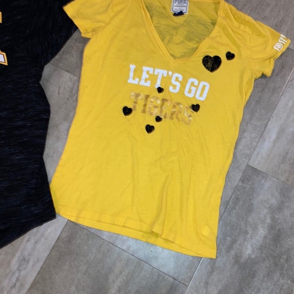 VSPINK Bundle 2 pc - Picture 7 of 7